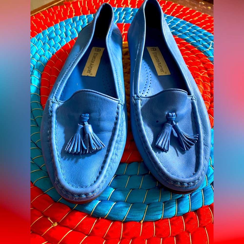 Blue leather tassels loafers euc size 8